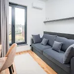 Warminski Port Premium By Rent4You